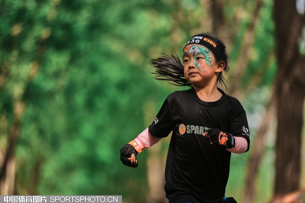 展现出的韧 展现出的韧